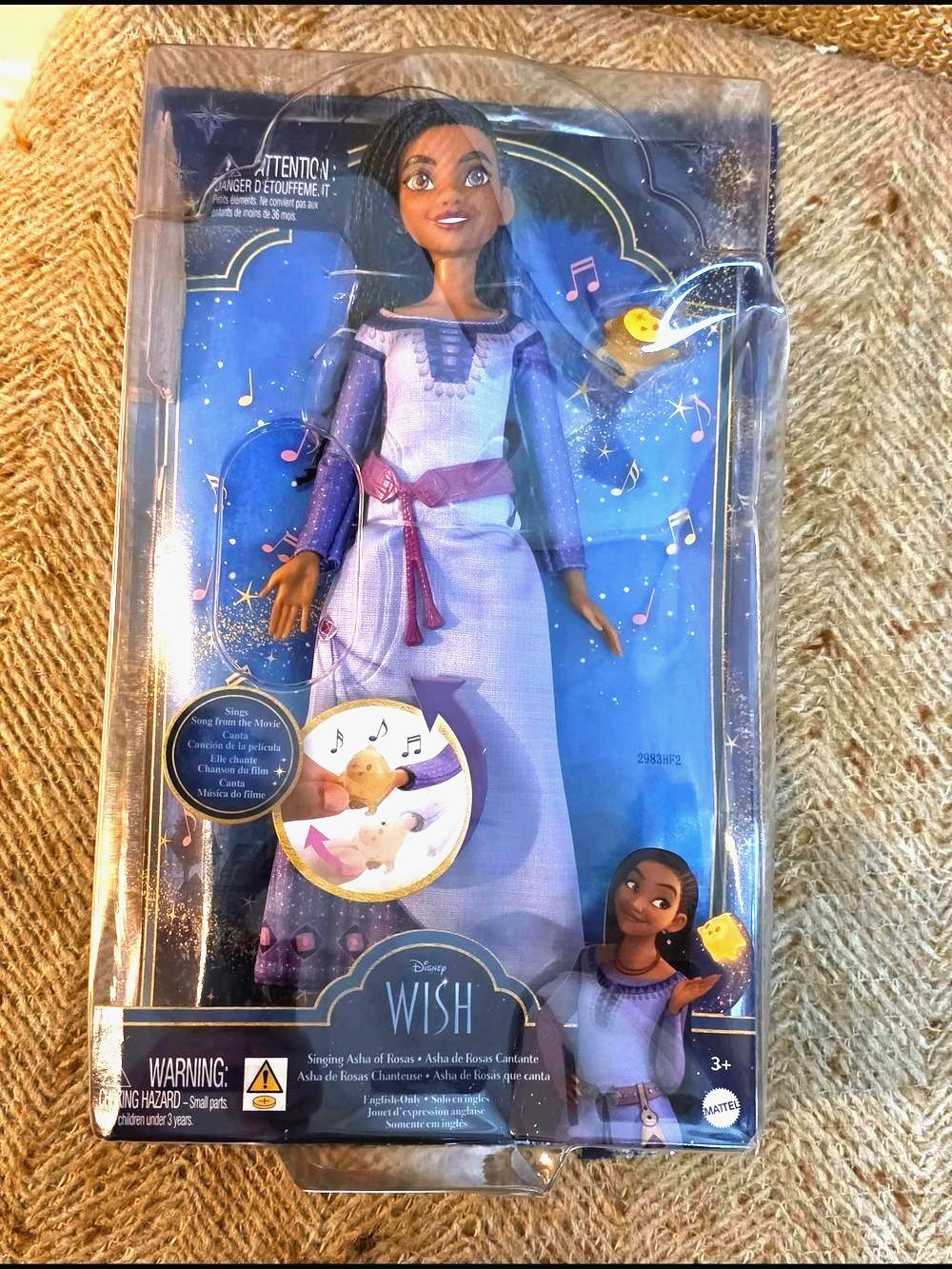 Disney Wish Singing Asha Doll & Star – New in Box!
